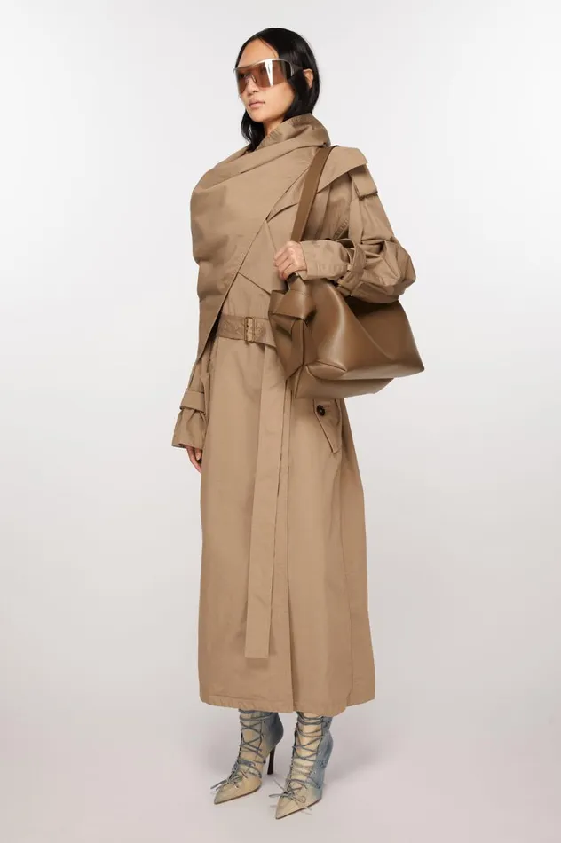 Acne Studios Musubi Midi Tote Camel Brown Men Bags