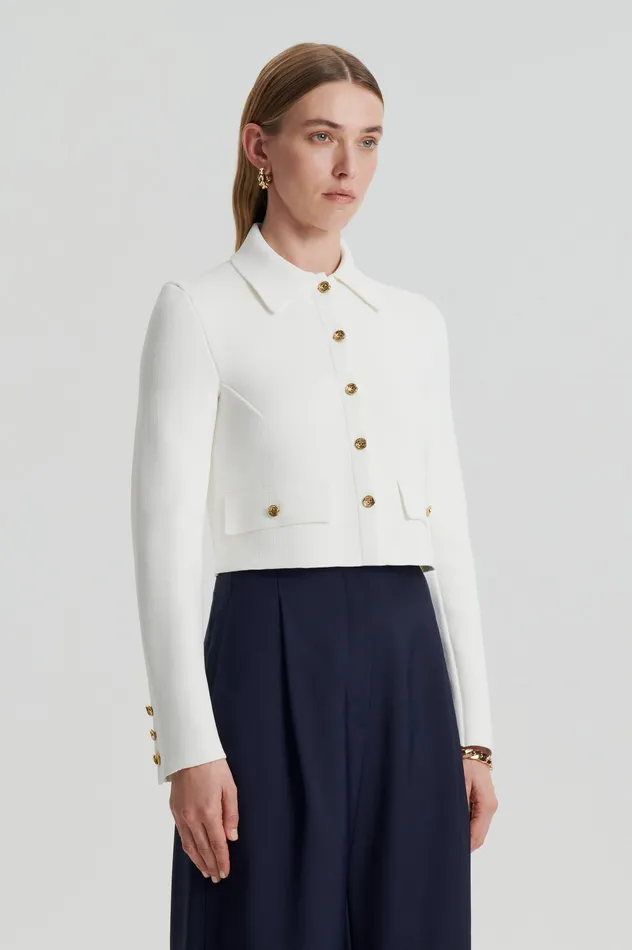 CREPE KNIT CROP BUTTON JACKET CREAM GOLD Jackets Scanlan Theodore Women CREPE KNIT CROP BUTTON JACKET CREAM GOLD Jackets Scanlan Theodore Women