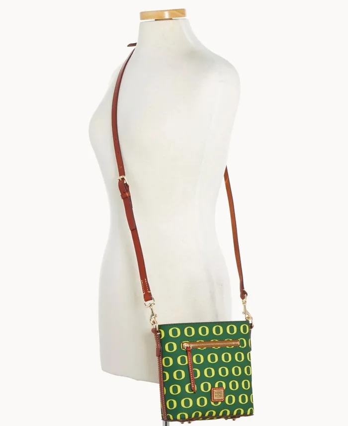 Dooney and Bourke Crossbodies Collegiate University Of Oregon Small Zip Crossbody Oregon 8211 WomenMen Dooney and Bourke Crossbodies Collegiate University Of Oregon Small Zip Crossbody Oregon 8211 WomenMen