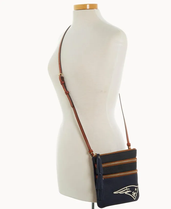 Dooney and Bourke Crossbodies NFL Patriots Triple Zip Crossbody Patriots 8211 WomenMen Dooney and Bourke Crossbodies NFL Patriots Triple Zip Crossbody Patriots 8211 WomenMen