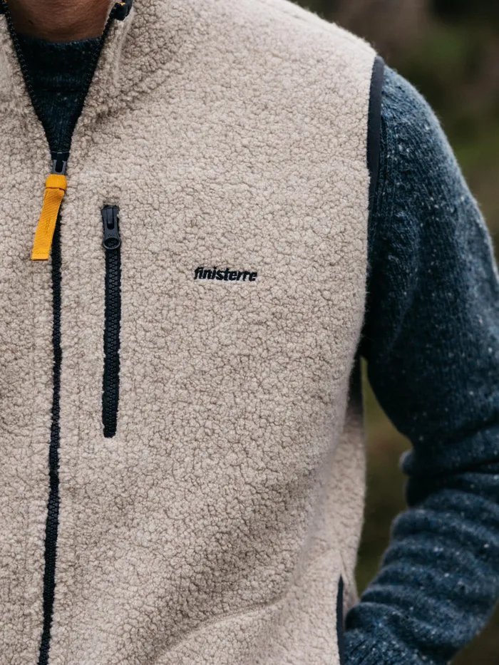 Finisterre Fleece Men Hegen Wool Fleece Vest Oatmeal