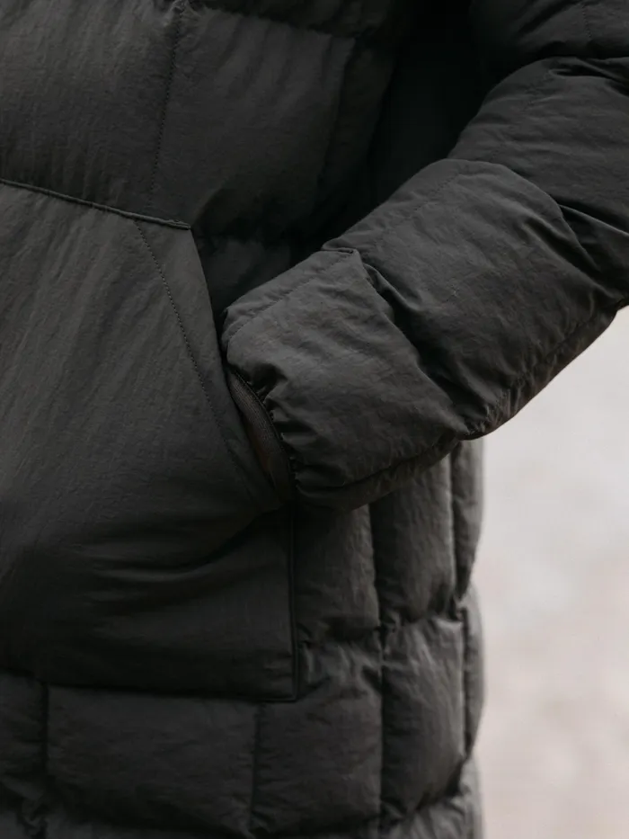 Finisterre Jackets and Coats Women Lapwing Coat Raven Black