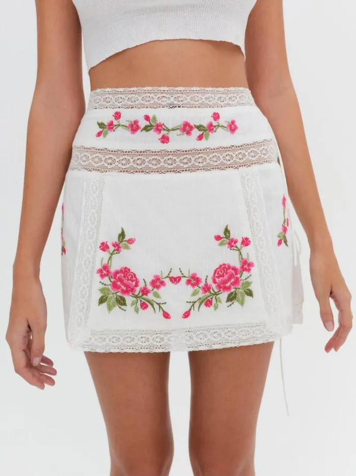 For Love and Lemons Bottoms Jolene Embroidered Mini Skirt White 8211 Women For Love and Lemons Bottoms Jolene Embroidered Mini Skirt White 8211 Women