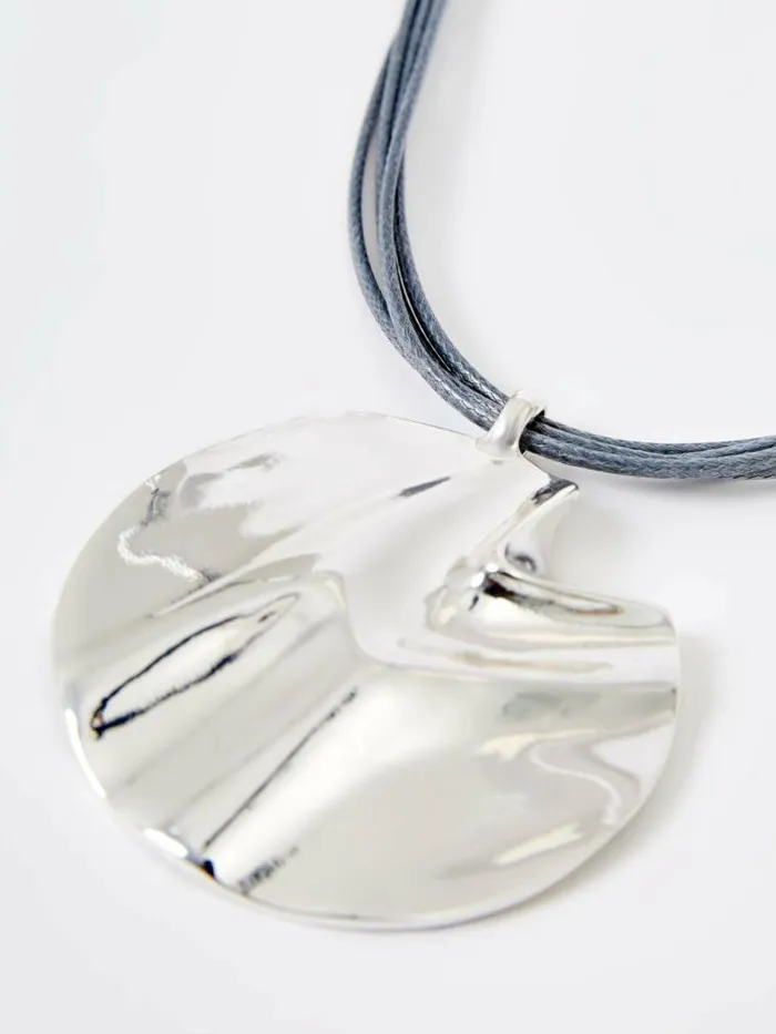 French Connection Rope Hammered Disc Pendant Necklace Silver Women Jewellery