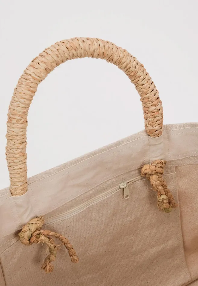 FYNCHHATTON Amari Shopper Made Of Cotton Offwhite Living Accessories