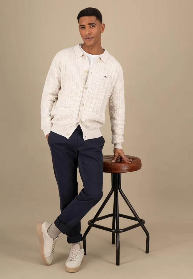 FYNCHHATTON Part Jacket With A Braid Pattern Navynew Offwhite Men Cardigan