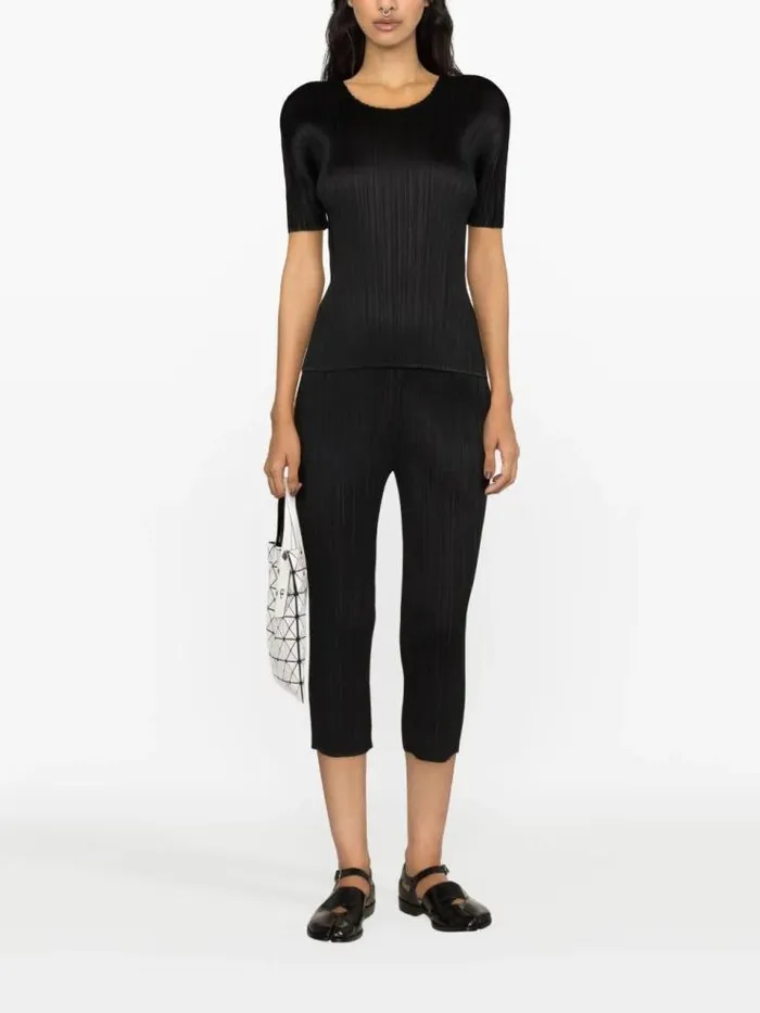 Henrik Vibskov Boutique AW23 Pleated Cropped Pants 8211 Black Women Pants