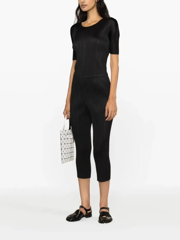 Henrik Vibskov Boutique AW23 Pleated Cropped Pants 8211 Black Women Pants