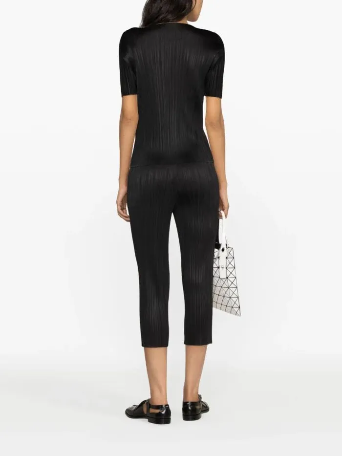 Henrik Vibskov Boutique AW23 Pleated Cropped Pants 8211 Black Women Pants