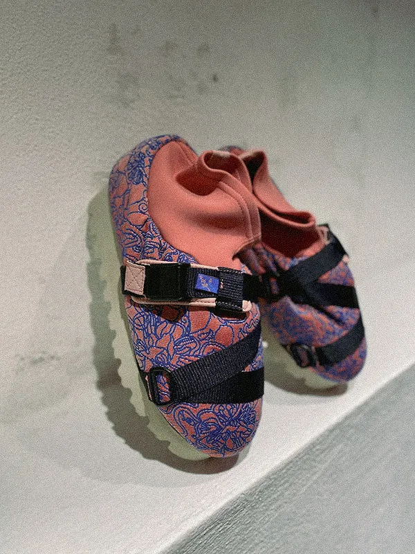 Henrik Vibskov Boutique Camps Mid Shoe 8211 Rosie Roses Men Shoes