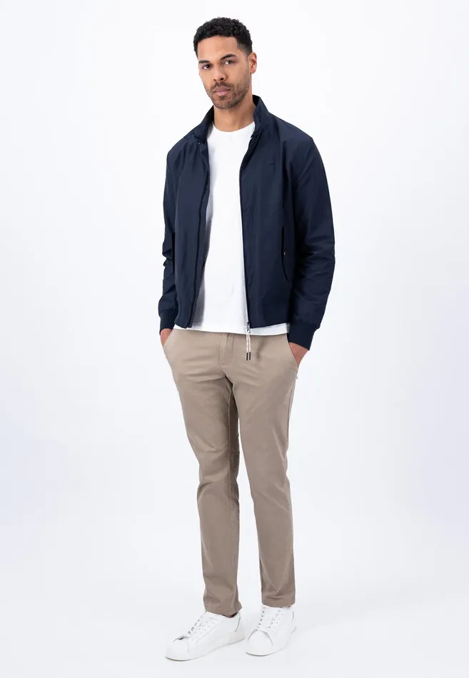 Jackets and Coats Men FYNCHHATTON Blouson Jacket Made Of Cotton Orient Reddark Navydusty Olivestone