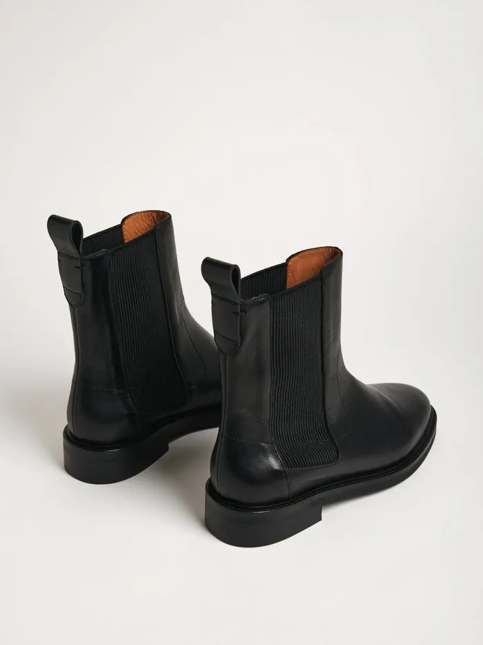 Jigsaw Shoes and Sandals Women Arman Leather Flat Boot Black