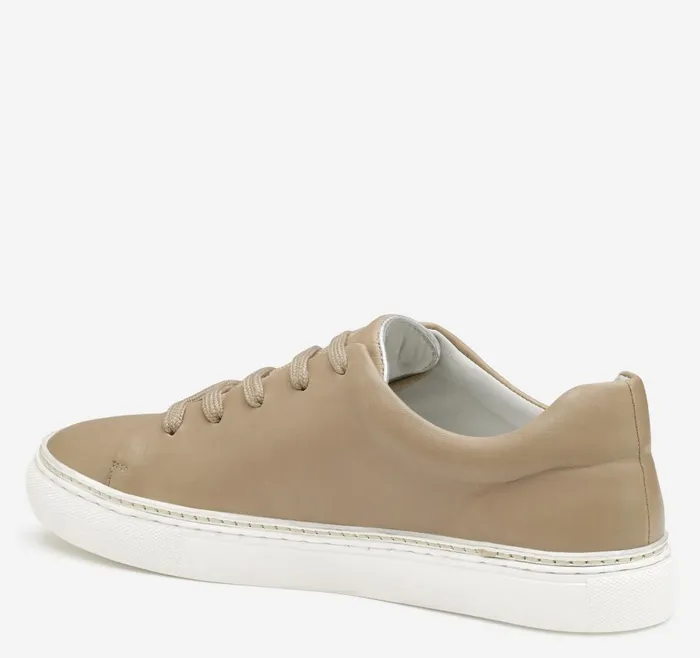 Johnston and Murphy Callie LacetoToe Sand Glove Leather Women Sneakers Johnston and Murphy Callie LacetoToe Sand Glove Leather Women Sneakers