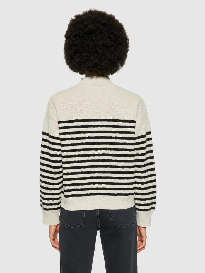 KnowledgeCotton Apparel Knits Cotton Micro Bubble Stripe Crew Neck Regenerative Organic Certified 8211 Women KnowledgeCotton Apparel Knits Cotton Micro Bubble Stripe Crew Neck Regenerative Organic Certified 8211 Women