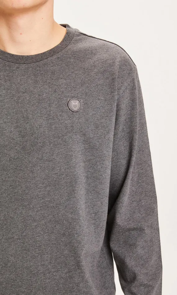 KnowledgeCotton Apparel Long Sleeves Badge Long Sleeve Dark Grey Melange 8211 Men KnowledgeCotton Apparel Long Sleeves Badge Long Sleeve Dark Grey Melange 8211 Men