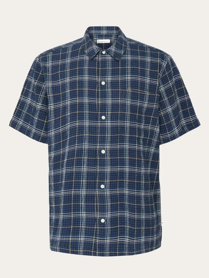 KnowledgeCotton Apparel Shirts Box Fit Seersucker Short Sleeved Shirt Gotsvegan 8211 Men KnowledgeCotton Apparel Shirts Box Fit Seersucker Short Sleeved Shirt Gotsvegan 8211 Men