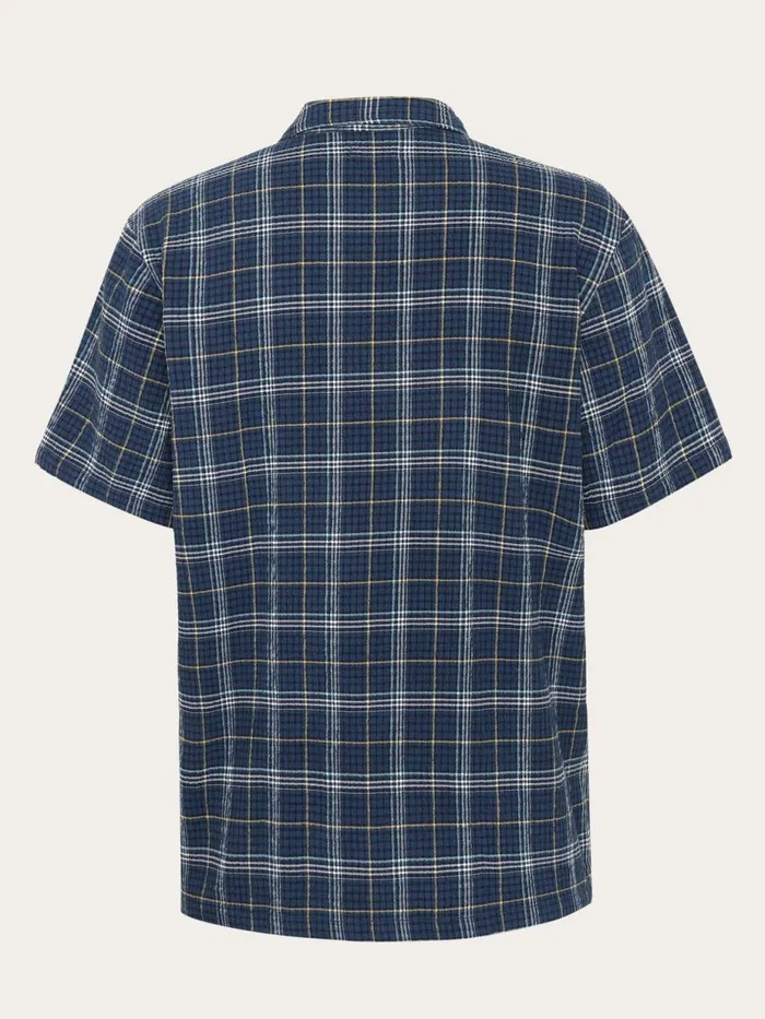 KnowledgeCotton Apparel Shirts Box Fit Seersucker Short Sleeved Shirt Gotsvegan 8211 Men KnowledgeCotton Apparel Shirts Box Fit Seersucker Short Sleeved Shirt Gotsvegan 8211 Men