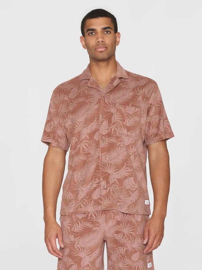 KnowledgeCotton Apparel Shirts Terry Loose Printed Short Sleeve Shirt Brown 8211 Men KnowledgeCotton Apparel Shirts Terry Loose Printed Short Sleeve Shirt Brown 8211 Men