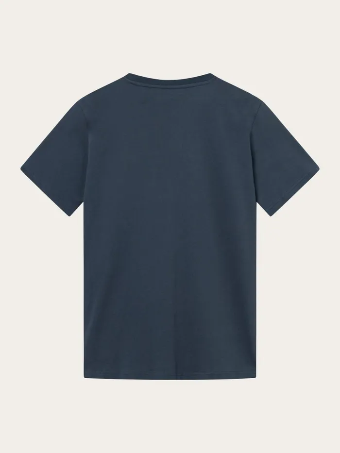 KnowledgeCotton Apparel TShirts Regular Fit Badge Tshirt Total Eclipse 8211 Men KnowledgeCotton Apparel TShirts Regular Fit Badge Tshirt Total Eclipse 8211 Men