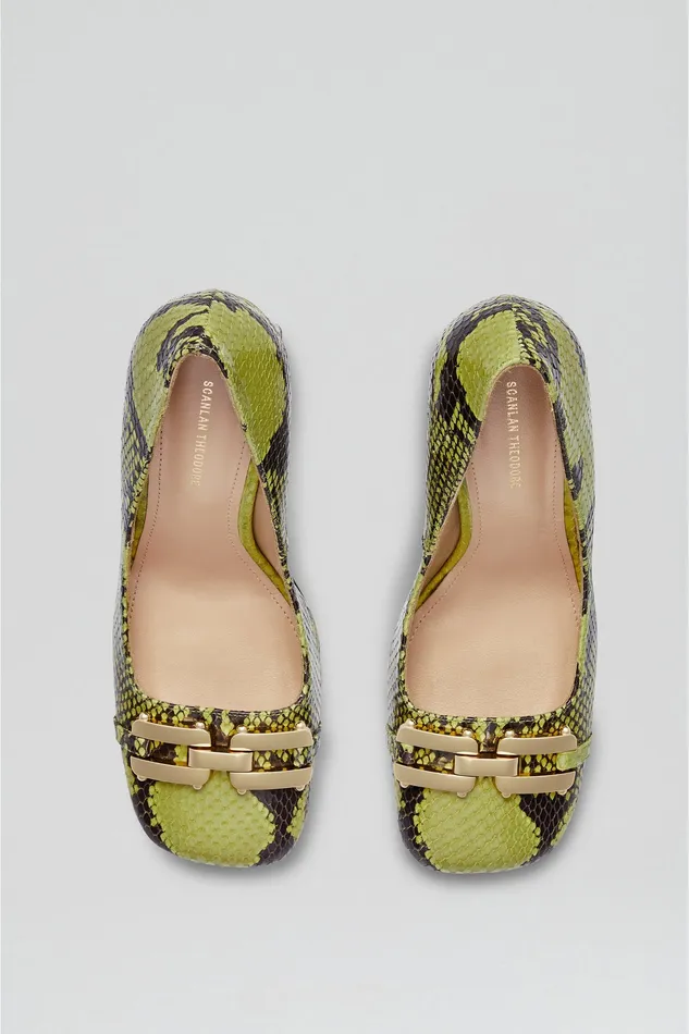 Leather Scanlan Theodore Women GOLD TRIM SQUARE TOE PUMP 95 VERT Leather Scanlan Theodore Women GOLD TRIM SQUARE TOE PUMP 95 VERT