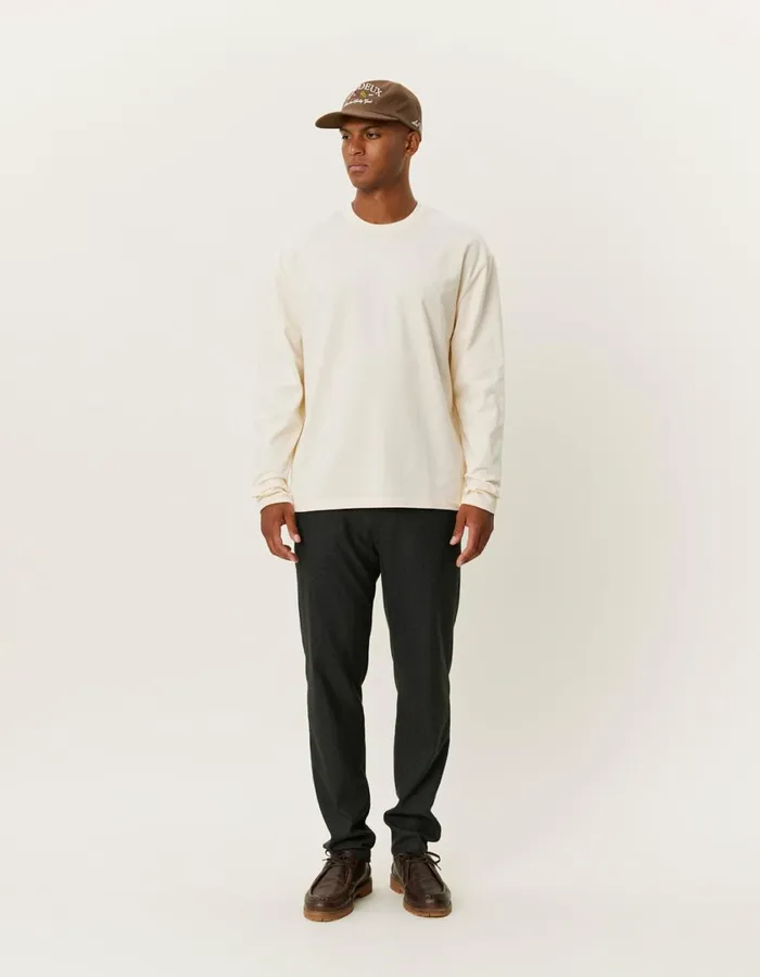 Men Crew LS TShirt 8211 IvoryLight Ivory Les Deux Tshirts