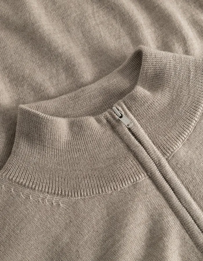 Men Greyson HalfZip Merino Knit 8211 Dark Sand Melange Les Deux Knitwear