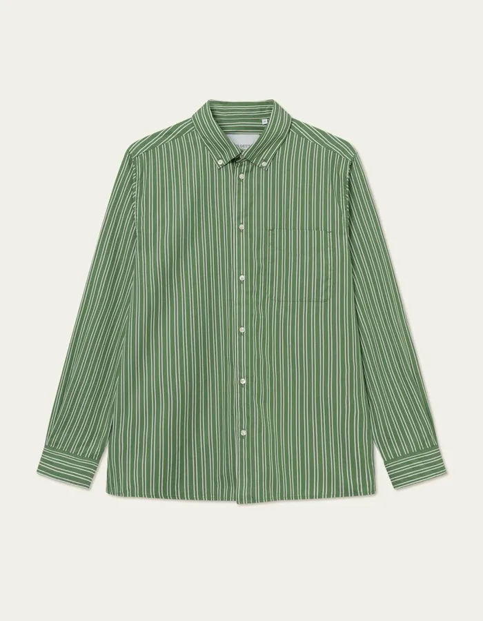 Men Kent Poplin Shirt 8211 Light IvoryVintage Green Les Deux ShirtsOvershirts Men Kent Poplin Shirt 8211 Light IvoryVintage Green Les Deux ShirtsOvershirts