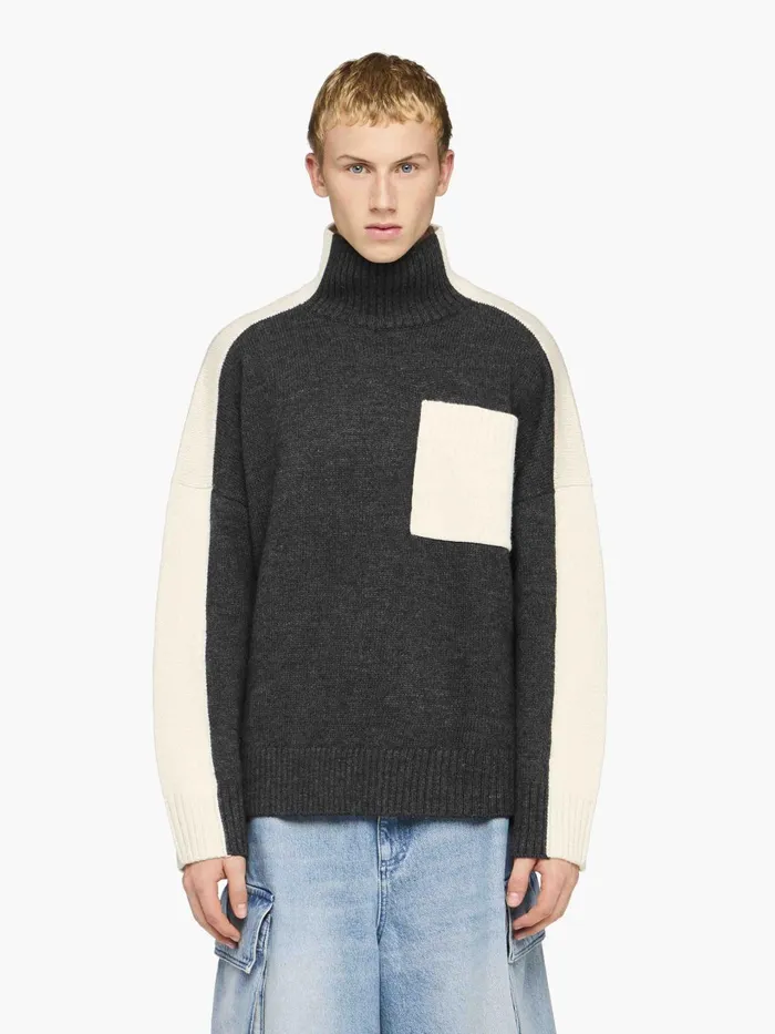 Men Knitwear JW Anderson DUAL TONE 8211 PATCH POCKET TURTLENECK SWEATER Grey Men Knitwear JW Anderson DUAL TONE 8211 PATCH POCKET TURTLENECK SWEATER Grey