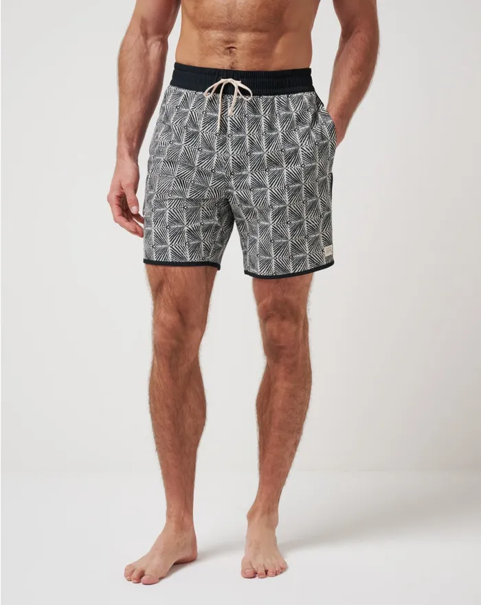 Men Shorts TravisMathew SANDSWEPT BOARDSHORT 8IN Italian Sand