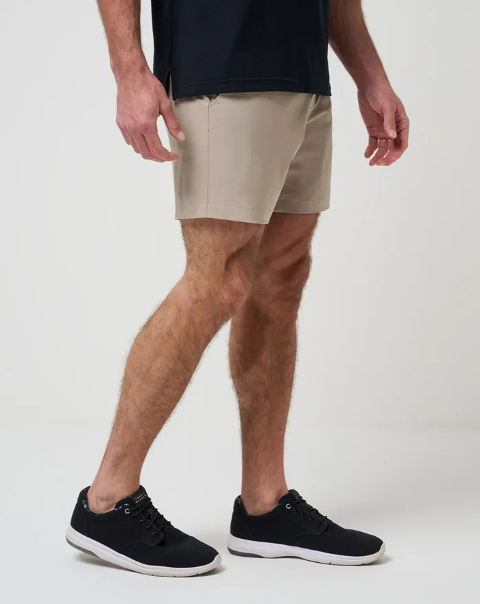Men Shorts TravisMathew WANDERLUST SHORT 7IN Khaki