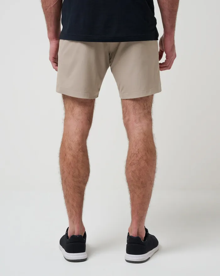 Men Shorts TravisMathew WANDERLUST SHORT 7IN Khaki
