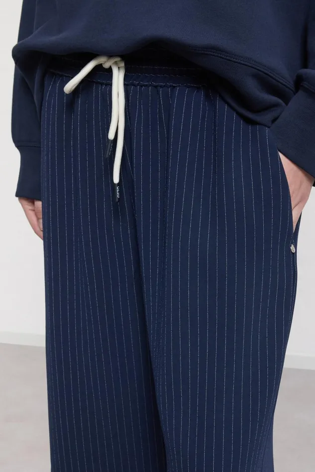 Ottod039Ame Capri Trousers Made With A Twofabric Women Suits