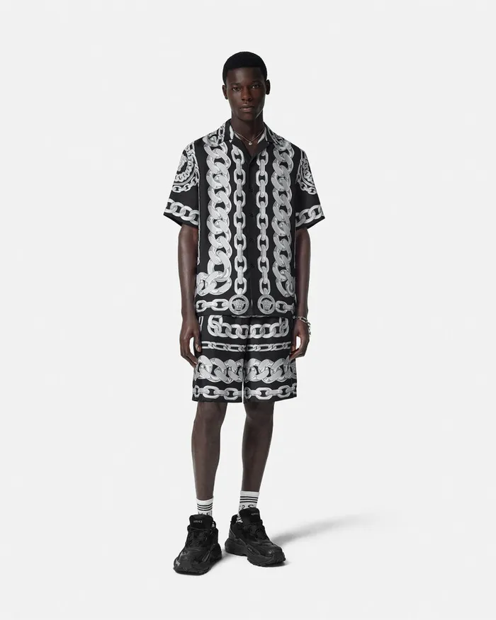 Pants and Shorts Men Versace Medusa Chains Silk Shorts Print