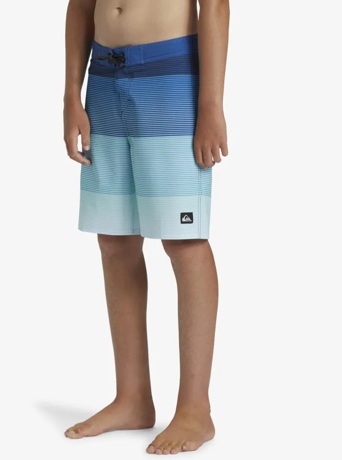 Quiksilver 816 Surfsilk Massive 17034 Boardshorts Monaco Blue Boys Boardshorts Quiksilver 816 Surfsilk Massive 17034 Boardshorts Monaco Blue Boys Boardshorts
