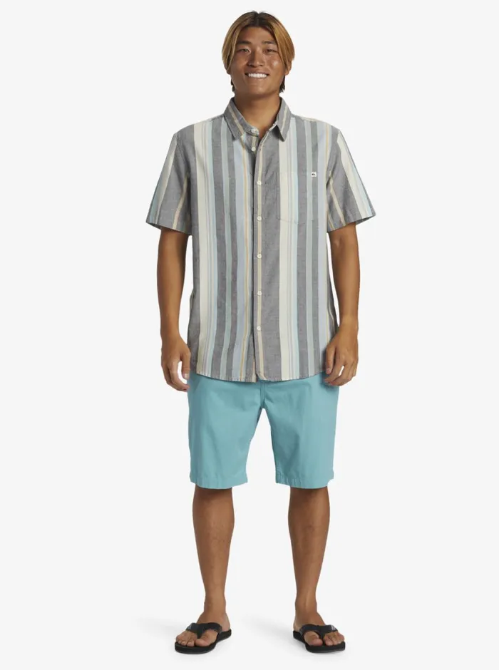 Quiksilver Oxford Stripe Classic Short Sleeve Woven Shirt Black Oxford Stripe Ss Mens Shirts and Polos Quiksilver Oxford Stripe Classic Short Sleeve Woven Shirt Black Oxford Stripe Ss Mens Shirts and Polos