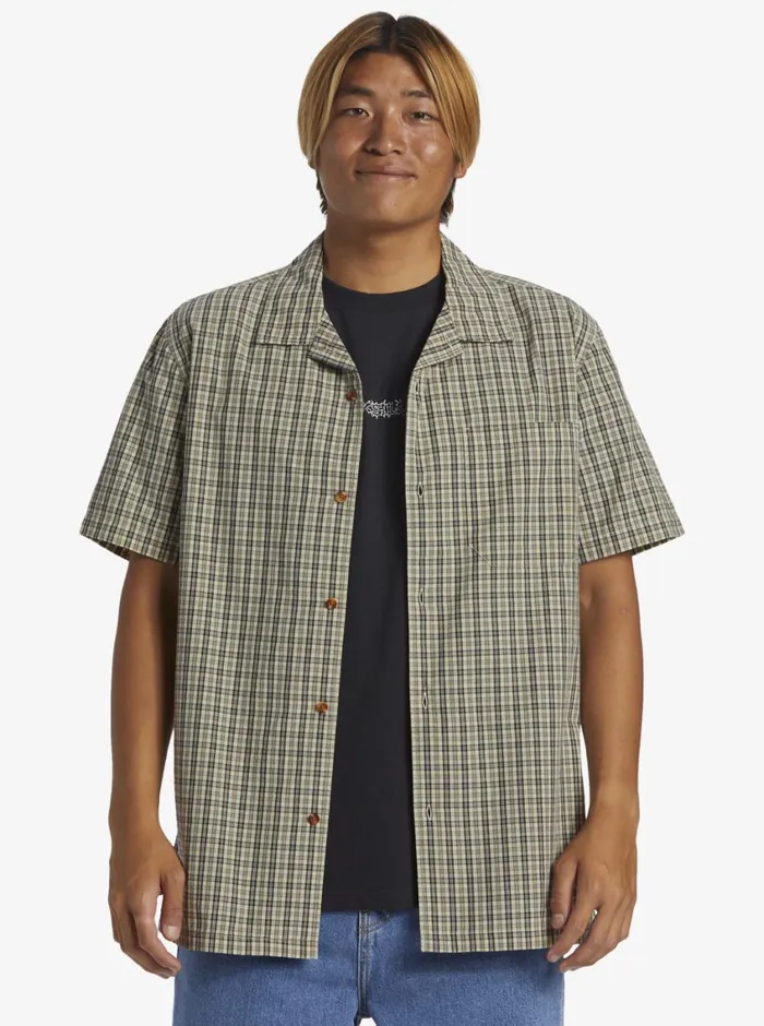 Quiksilver Saturn Casual Short Sleeve Woven Shirt Khaki Mercury Ss Mens Shirts and Polos Quiksilver Saturn Casual Short Sleeve Woven Shirt Khaki Mercury Ss Mens Shirts and Polos
