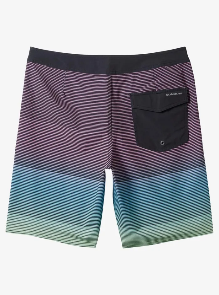 Quiksilver Surfsilk Massive 20034 Boardshorts Moonlite Mauve Mens Shorts and Amphibians Quiksilver Surfsilk Massive 20034 Boardshorts Moonlite Mauve Mens Shorts and Amphibians