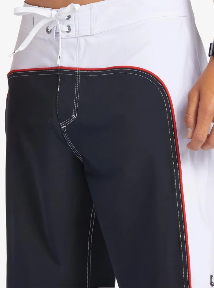 Quiksilver Surfsilk Modular 20034 Boardshorts Black Mens Shorts and Amphibians