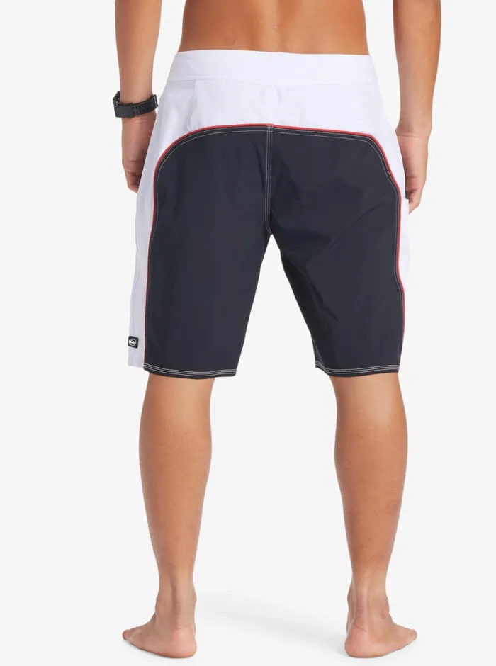 Quiksilver Surfsilk Modular 20034 Boardshorts Black Mens Shorts and Amphibians