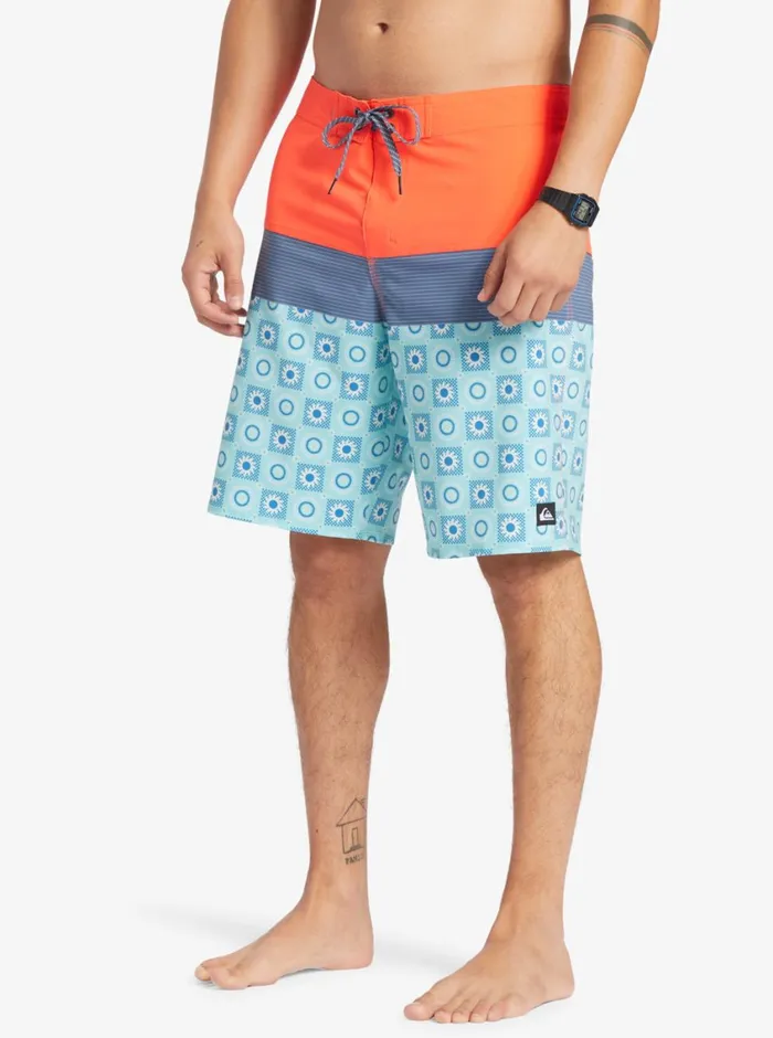 Quiksilver Surfsilk Panel 20034 Boardshorts Fiery Coral Mens Shorts and Amphibians
