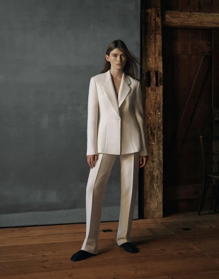 Ready To Wear WoolSilk Crepe Single Button Blazer Cloud Lafayette 148 New York Jackets and Blazers