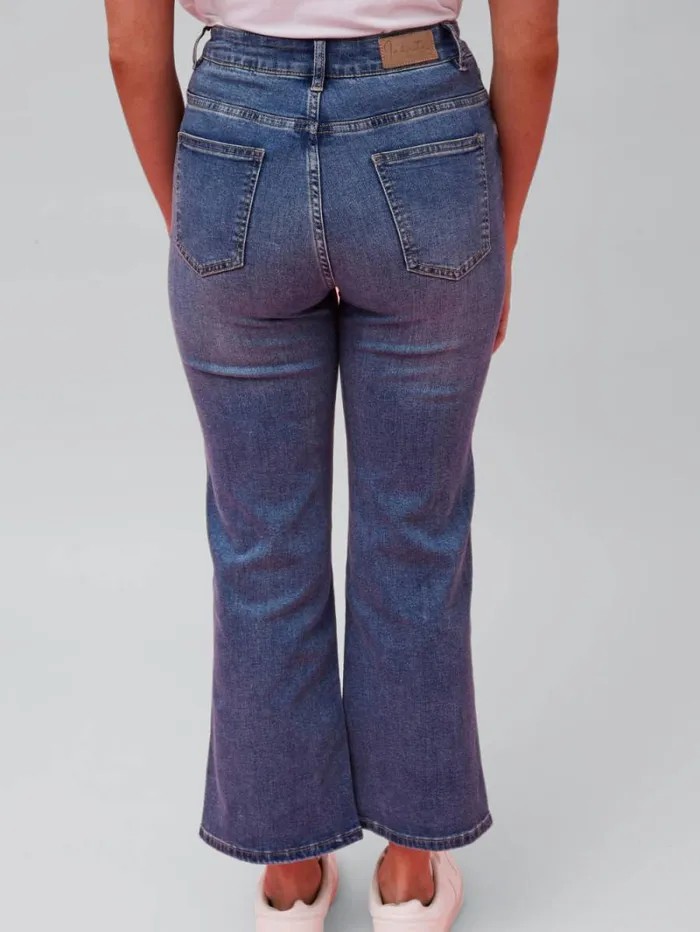 RWandCO Jeans Annick 8211 Gladys Jeans Super Comfy Cotton Blend Stretch Medium Blue 8211 Women