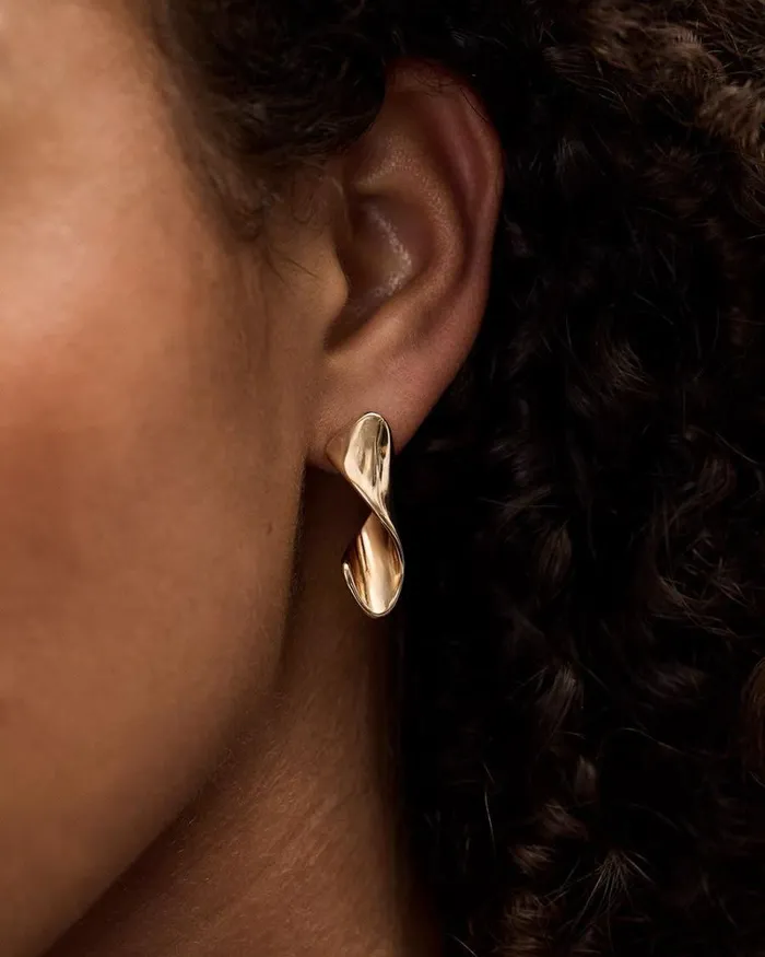 RWandCO Jewelry Ribbon Earrings Gold 8211 Women RWandCO Jewelry Ribbon Earrings Gold 8211 Women