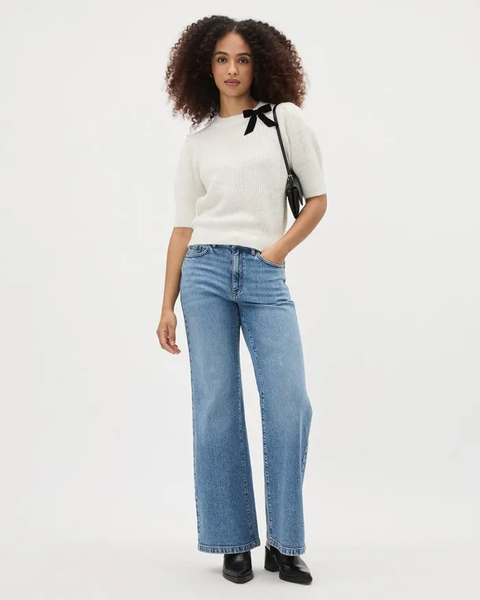 RWandCO Tops ElbowSleeve CrewNeck Pullover With Bow Snow White 8211 Women RWandCO Tops ElbowSleeve CrewNeck Pullover With Bow Snow White 8211 Women