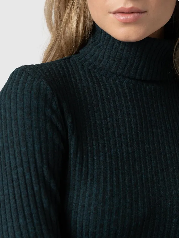 Saint And Sofia Casual Tops Women Tempest Turtle Neck Top 8211 Green Green