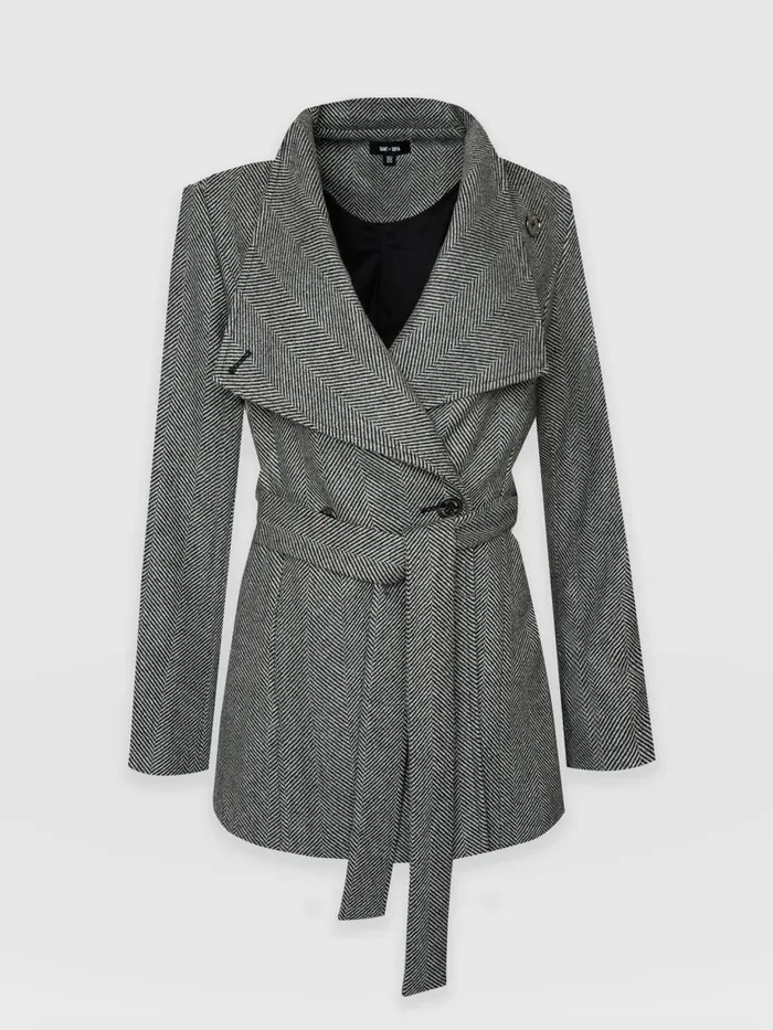 Saint And Sofia Coats and Jackets Women Sienna Wrap Coat 8211 Chevron Chevron