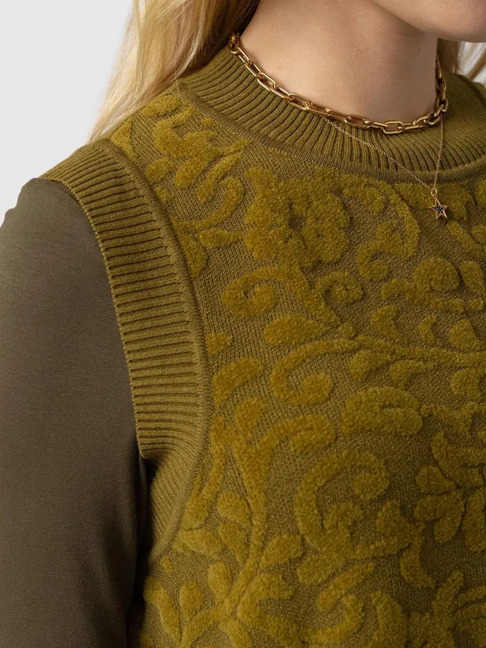Saint And Sofia Knitwear Women Wren Sleeveless Knit 8211 Olive Olive