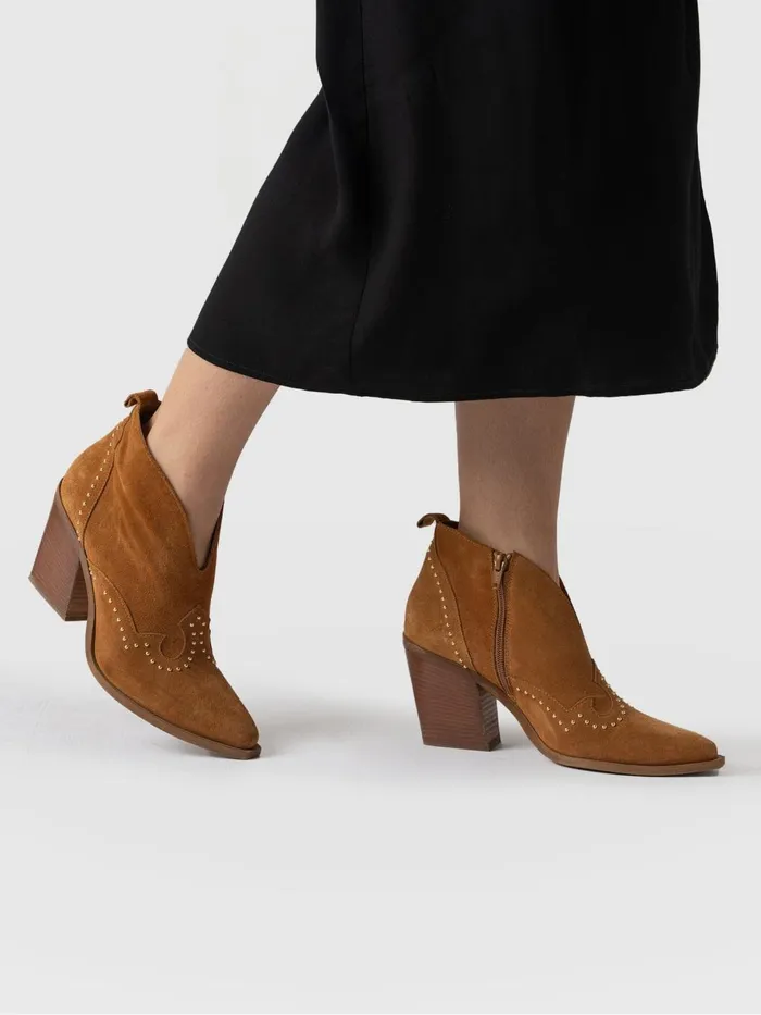 Saint And Sofia Leather Women Dallas Studded Ankle Boot 8211 Tan Tan