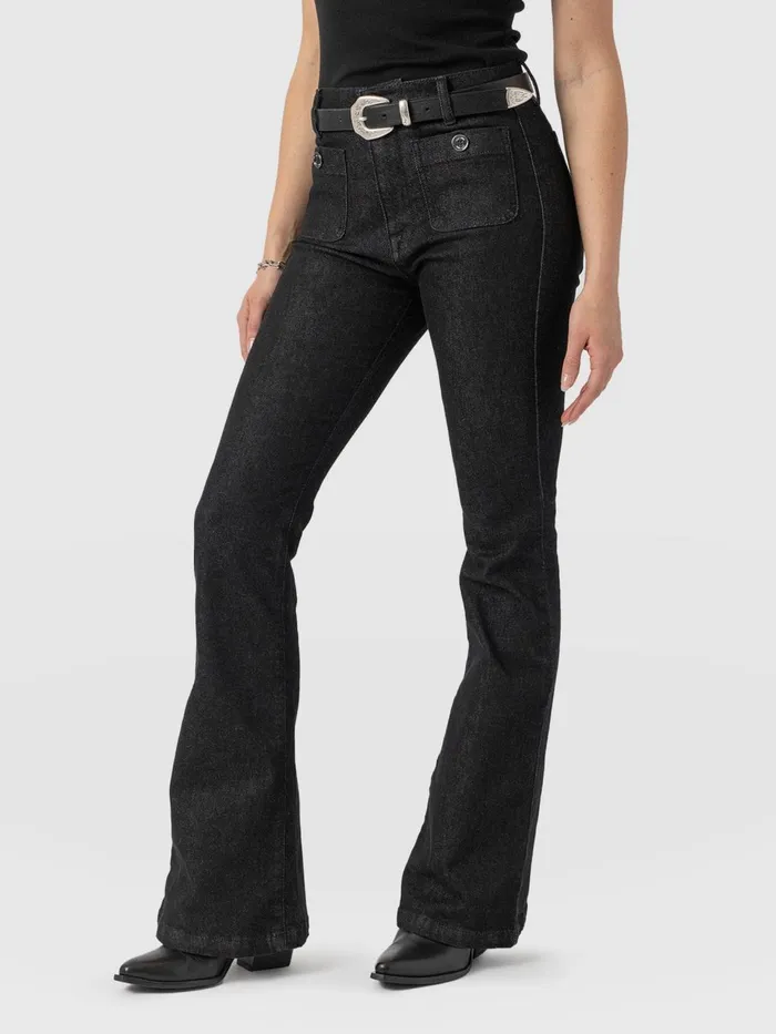 Saint And Sofia Pants Women Bowie Stretch Flare Jeans 8211 Black Wash Black Wash