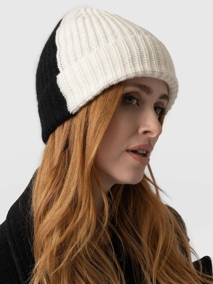 Saint And Sofia Scarves and Hats Women Cashmere Beanie 8211 CreamBlack Creamblack